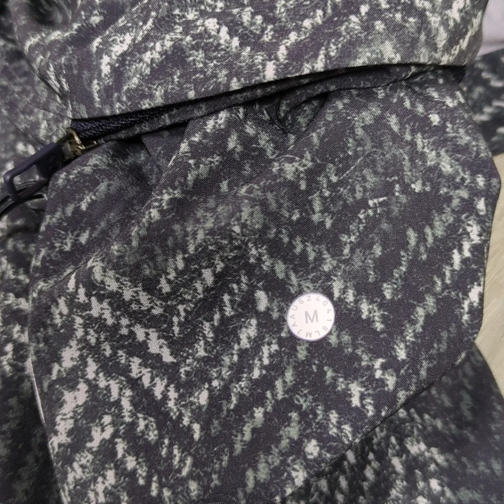 Lululemon T.H.E. Short Luxtreme 9